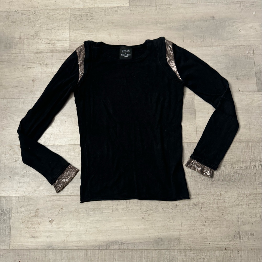Really cute Romeo and Juliet sweater with gold glitter accents